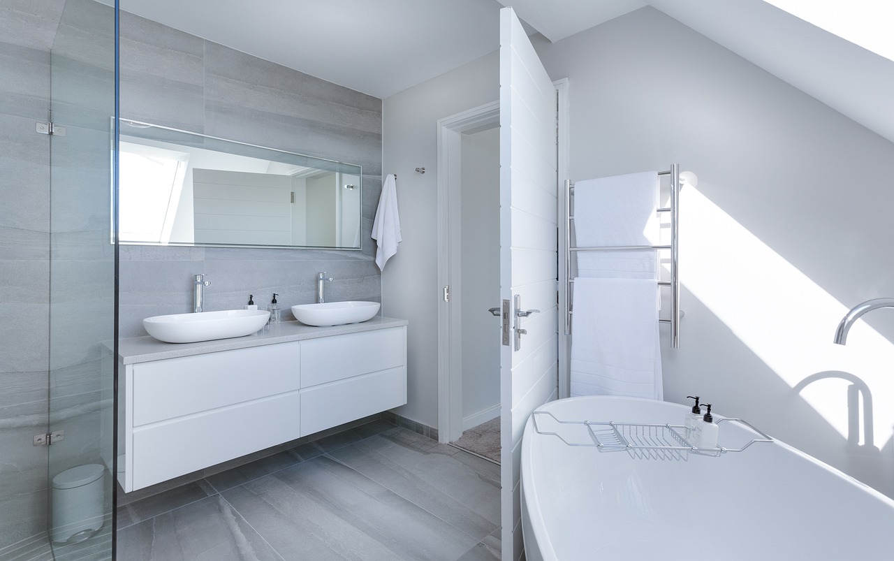 Najpiękniejsza łazienka -wyposażenie łazienki:Kabiny prysznicowe, meble łazienkowe Warszawa